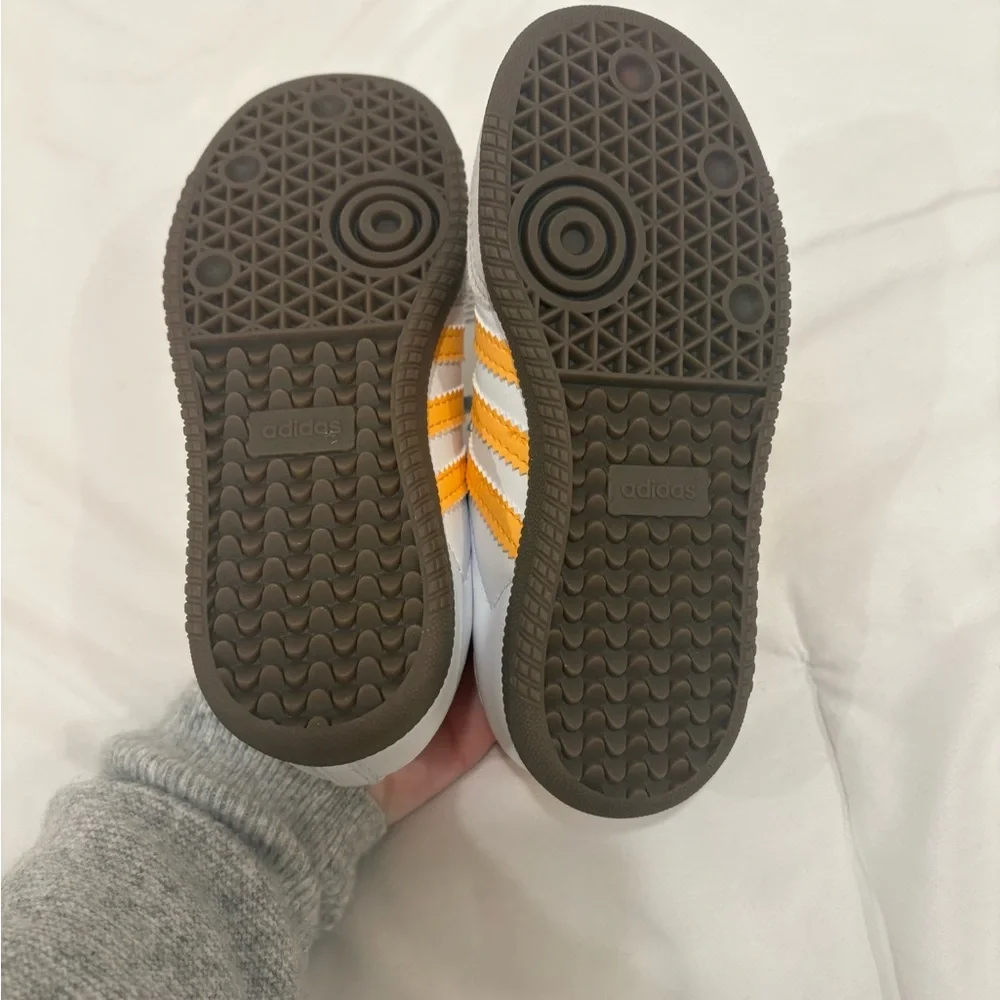 Adidas Kids Samba White and Orange Sneakers - Picture 4 of 6